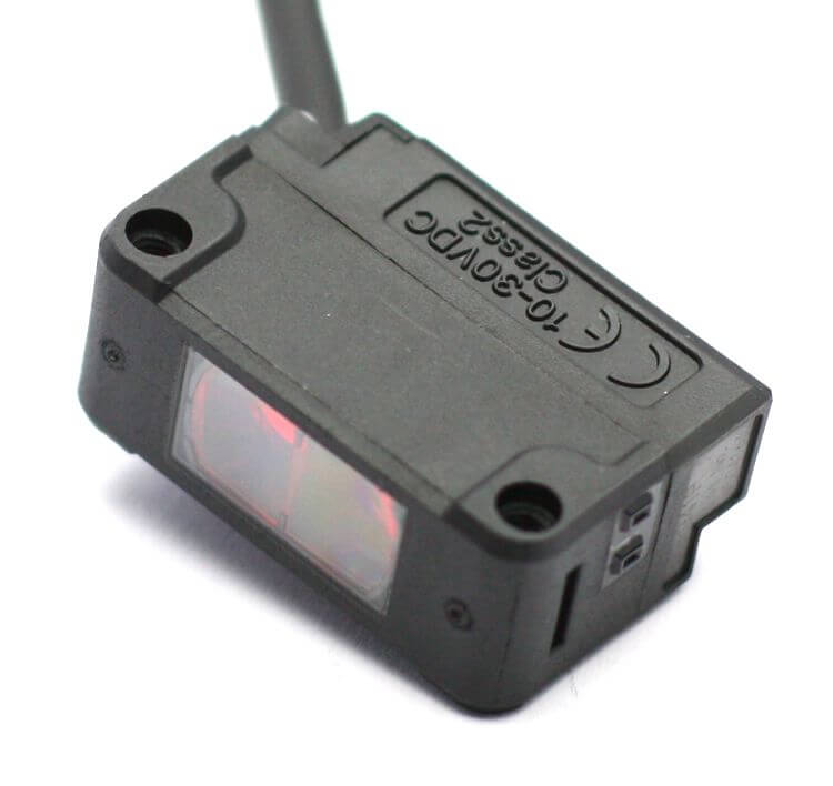 Keyence MultiBeam PZ-G41P Diffuse Reflective Type Infrared Sensor. Sensores para robot Sumo profesional.