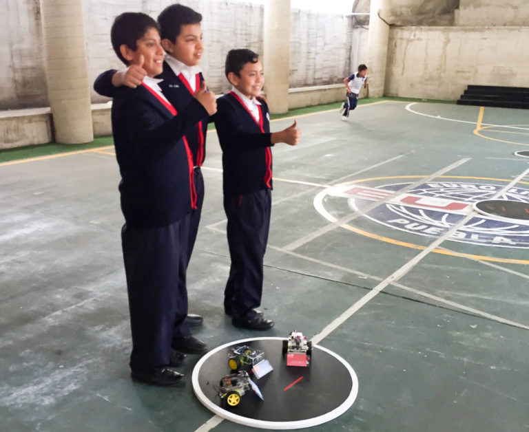 Torneo de Robótica en Colegio Euroliceo.
