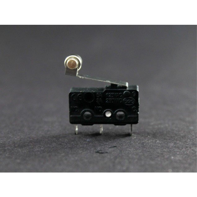 MICRO SWITCH CON PALANCA Y RODILLO
