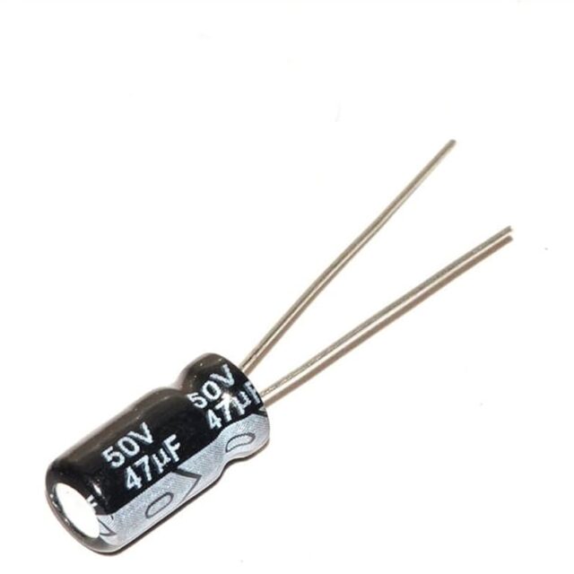 CAPACITOR ELECTROLITICO 47UF 50V